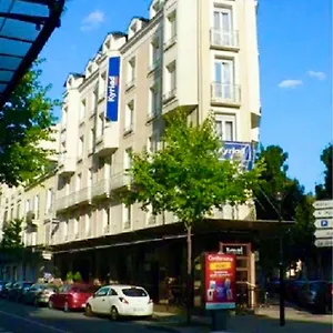 Kyriad Restaurant Centre Hotel