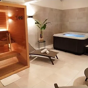 Les Nations The Originals Boutique Hotel